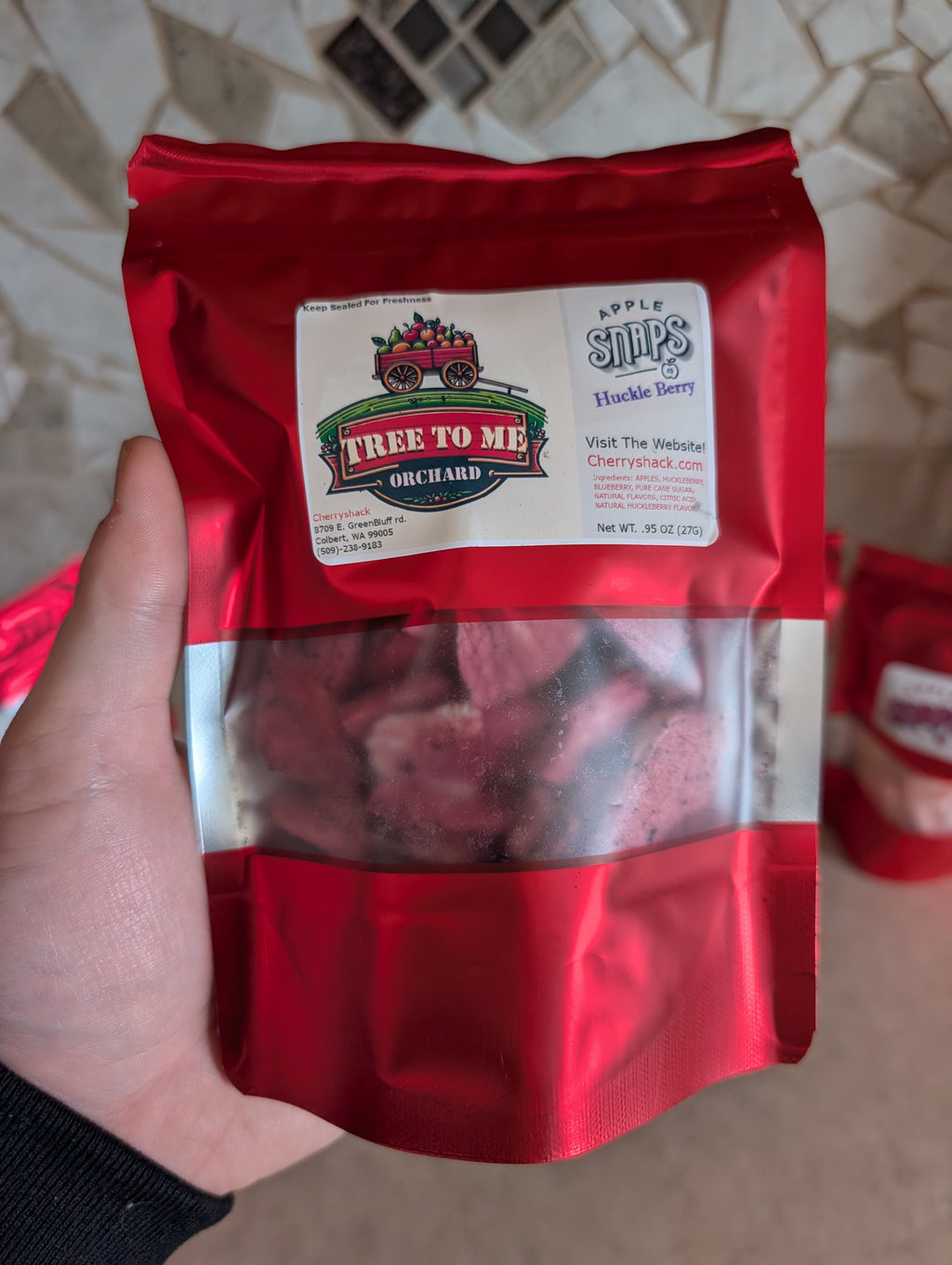 Apple Snaps: Huckleberry - Huckleberry Infused Freeze Dried Apples